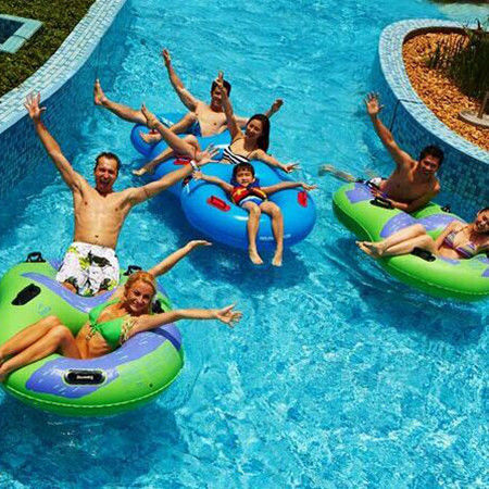 Familienfreundlicher Abenteuerpark Lazy River mit 200 Einwohnern