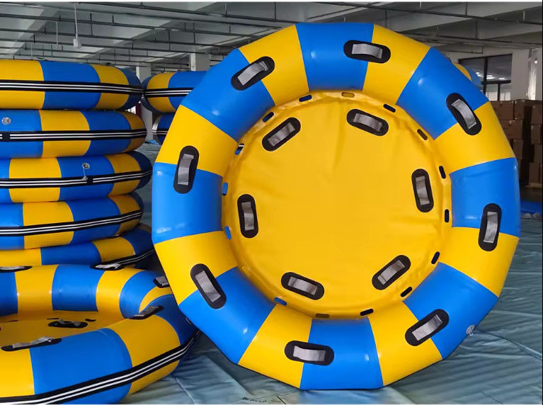 Erleben Sie das Beste aus beiden Welten mit unseren lustigen und aufregenden Wasserpark-Accessoires