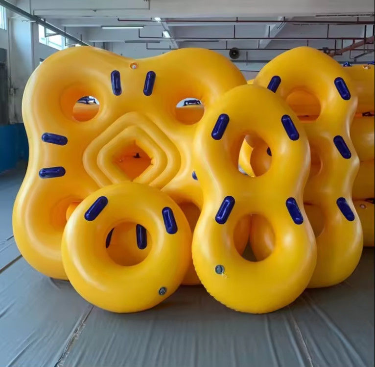 Hohe Haltbarkeit aufblasbare Wasserpark Zubehör angepasste Farbe